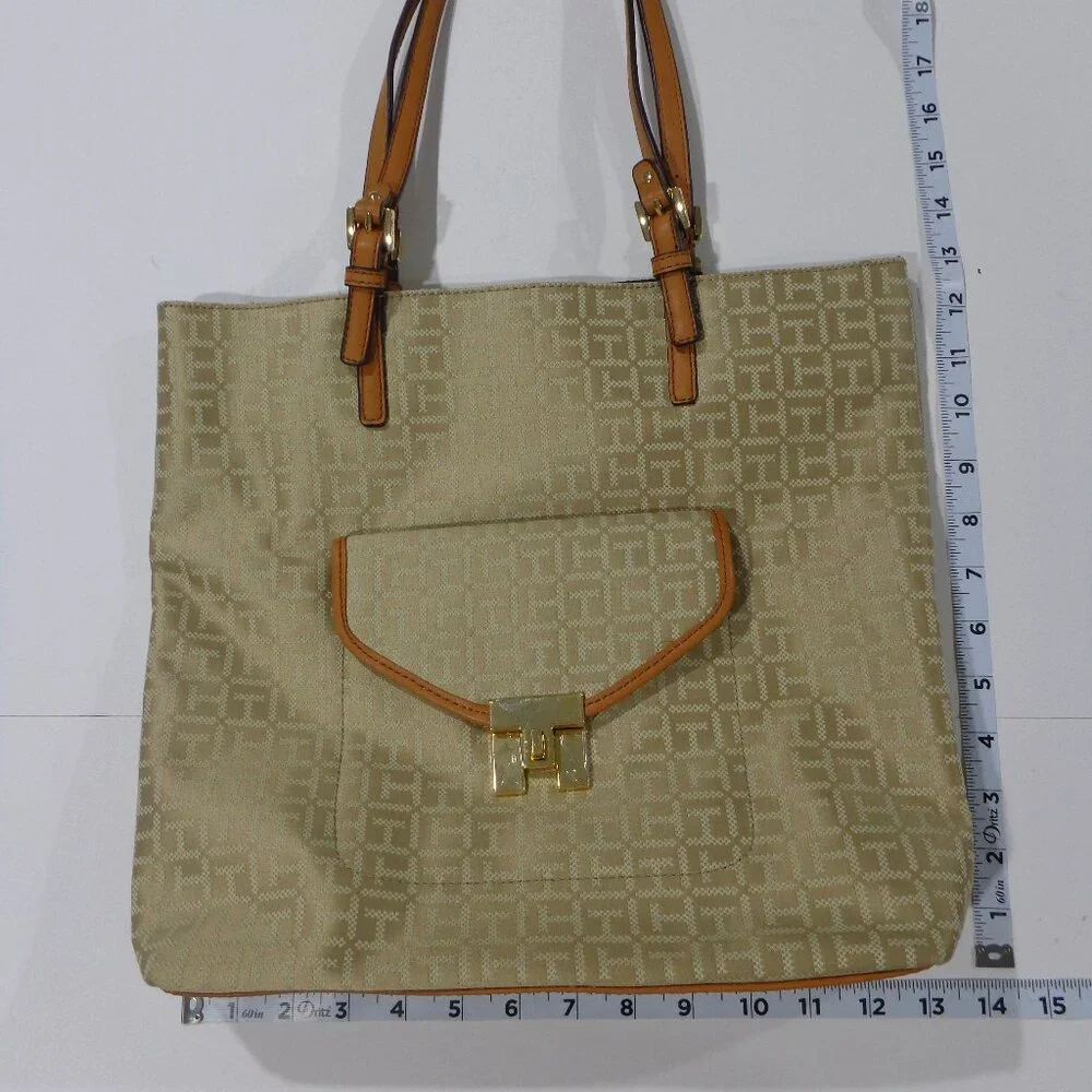 Tommy Hilfiger Tan Signature Logo Large Tote Bag Gold Tone Hardware‎ Brown